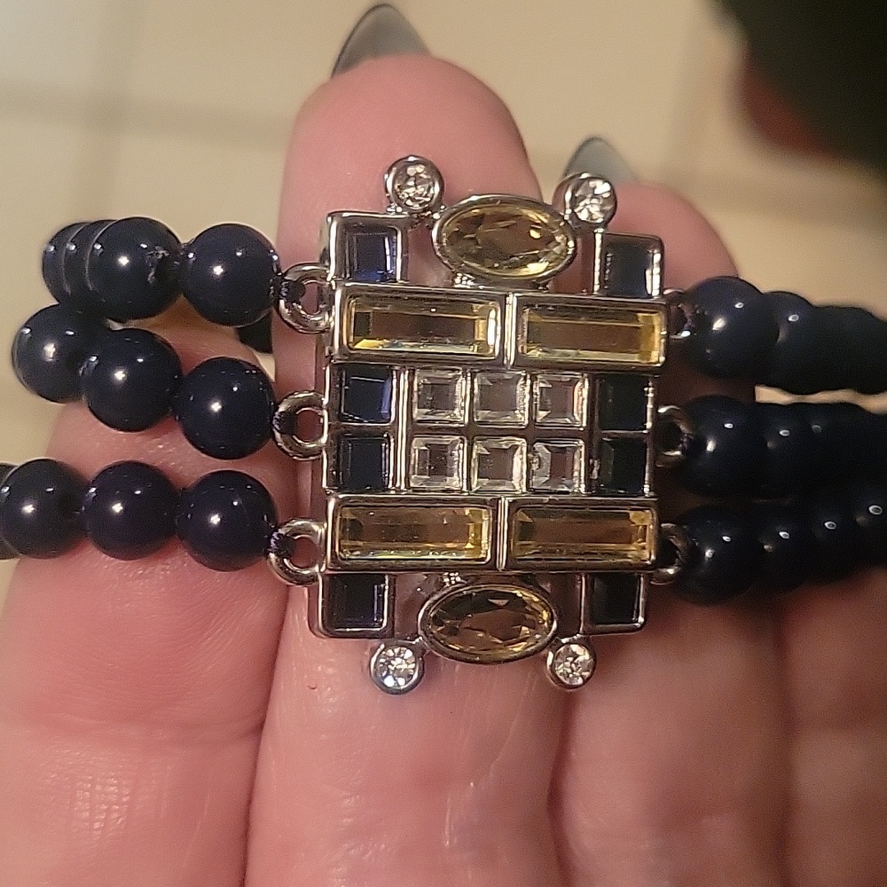 Lia Sophia Lens Flare Necklacr - Picture 8 of 8